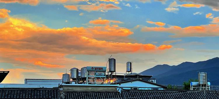 阿鹏金花客栈(大理古城人民路店)图片