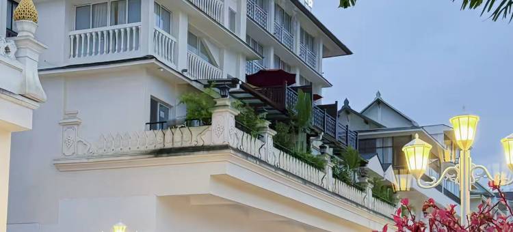 岩佤茶空间智能酒店(勐巴拉国际度假区沙河小镇店)图片