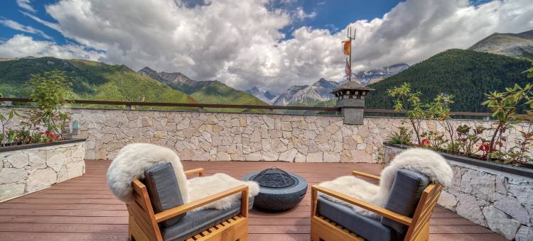 亚丁岚岳酒店图片