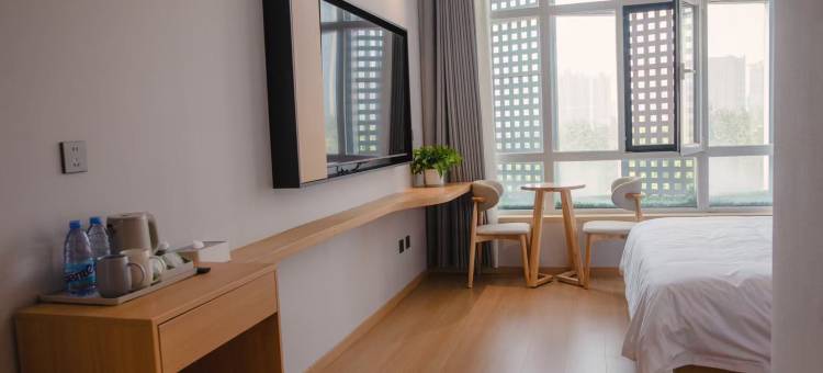 金罗马第五季酒店图片