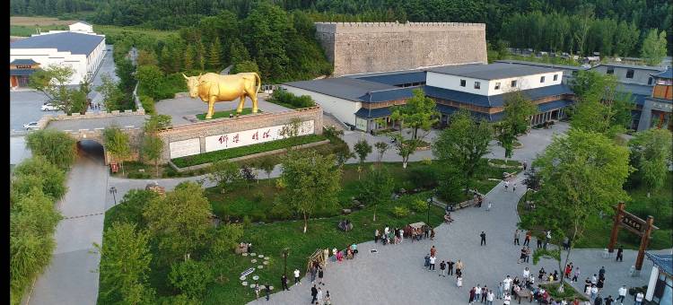 凤城三浓新村休闲度假景区酒店图片
