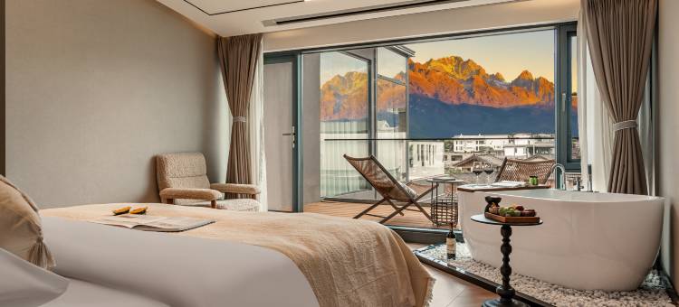 丽江玉雪逸境雪山观景度假酒店丨日照金山全景度假(白沙古镇店)图片