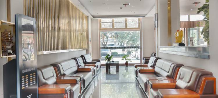 万信至格酒店(库车天山中路店)图片