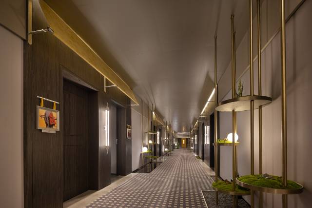 菲想酒店(武汉江汉路步行街六渡桥地铁站店)图片