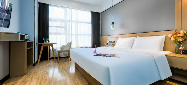 曼天雨酒店(武汉友谊大道湖北大学地铁站店)图片