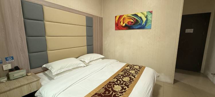 99新标酒店(抚州东乡高铁站东信百货店)图片