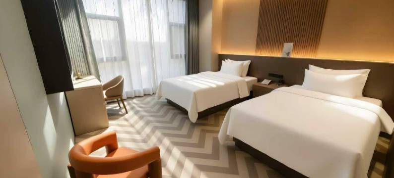 都市花园酒店(精河火车南站友好时代广场店)图片