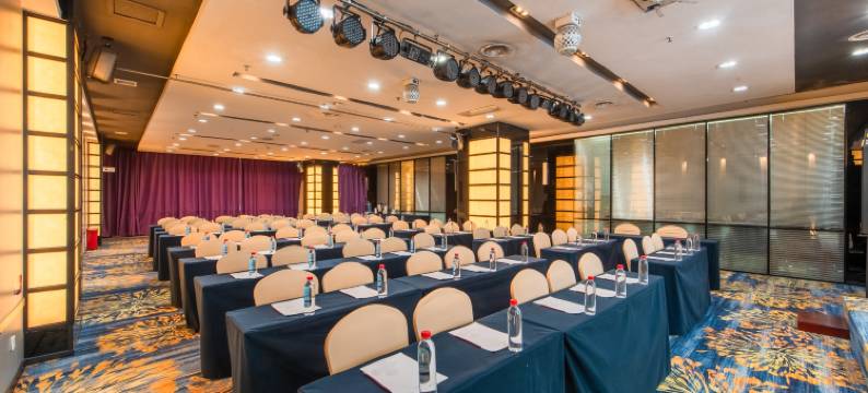 深圳长安大酒店(罗湖口岸黄贝岭地铁站店)图片