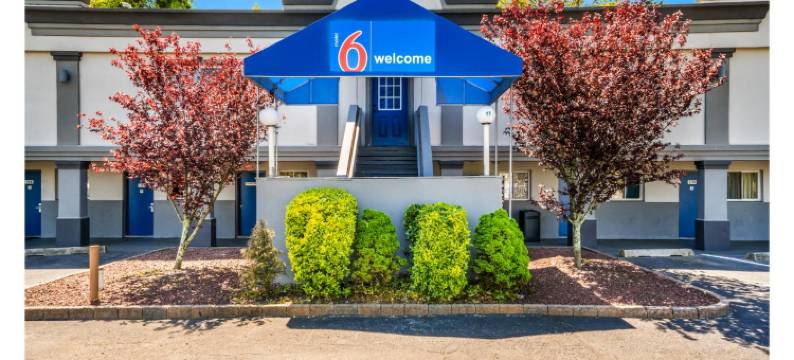 加利福尼亚旧金山 - 伦巴底街 6 号汽车旅馆(Motel 6 San Francisco, CA – Lombard Street)图片