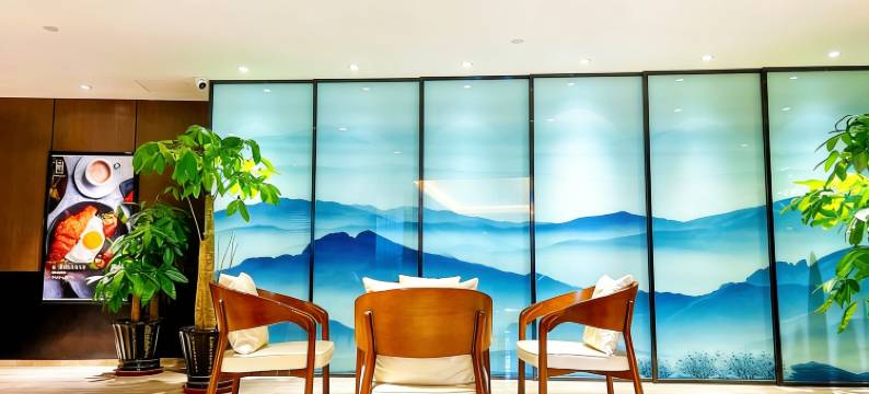 和颐至尚酒店(青岛火车站栈桥海景店)图片