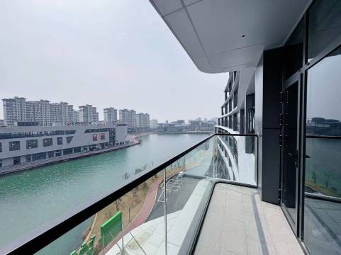 彭泽龙腾国际假日酒店(联盛快乐城县政府店)图片