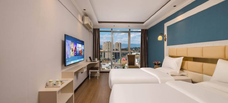 锦顺天华酒店(楚雄彝人古镇店)图片