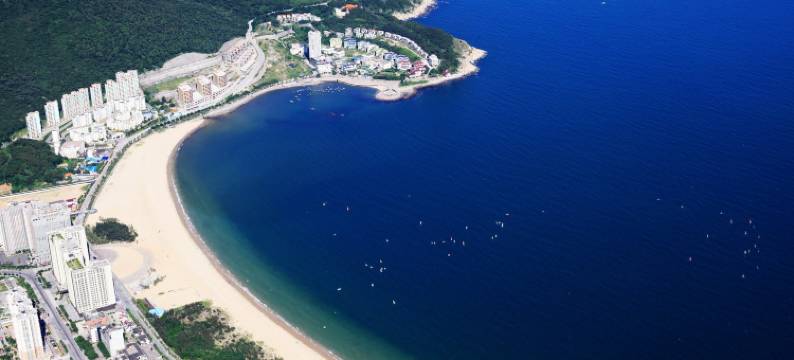 日照蓝海朗汀酒店(日照站店)图片