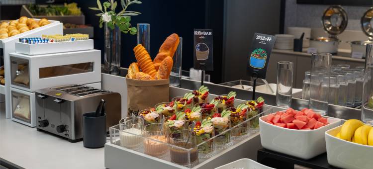 贵阳喷水池民生路好吃街轻居酒店图片