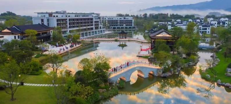 黄山院藏徽州园林酒店图片