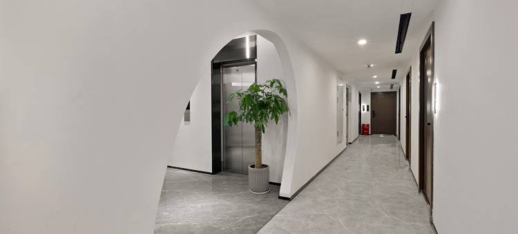 IGenie·爱精灵电竞酒店(成都银泰城大源地铁站店)图片