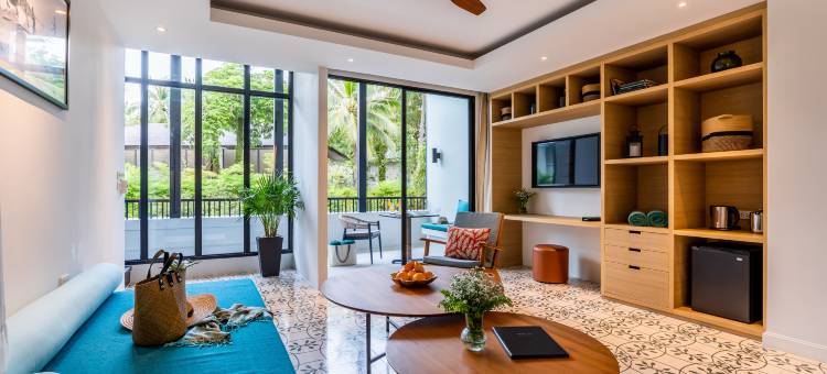普吉岛奥特瑞格苏林海滩度假村(Outrigger Surin Beach Resort)图片
