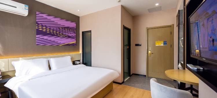 IU酒店(兰州东方红广场地铁站店)图片