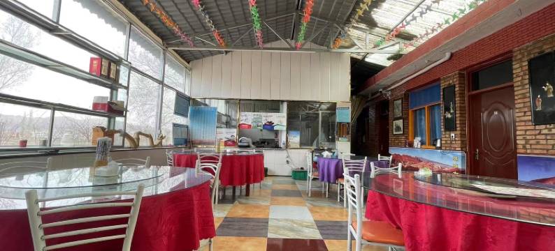 七彩丹霞乔家大院图片