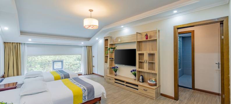 神农架畔山林语酒店图片