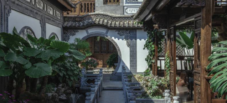 喜舍·设计师中式庭院花园民宿(巍山古城星拱楼店)图片