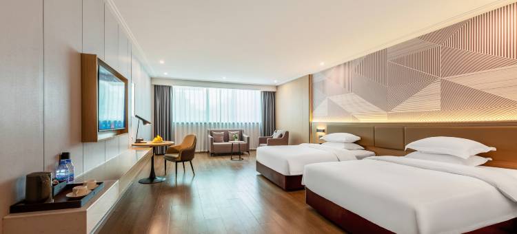 柏曼酒店(龙岩动车站中山路店)图片