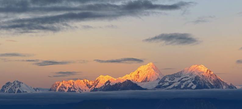 牛背山·星辰营地图片