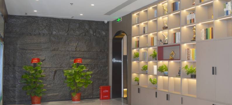 未来城主题酒店(县中医院店)图片