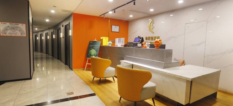 上海半月里酒店(上海陆家嘴商城路地铁站店)图片