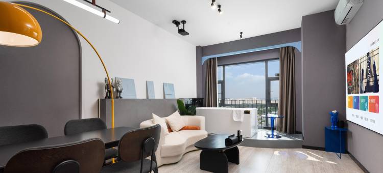 香蕉S设计酒店(广州宝能演艺中心萝岗地铁站店)图片