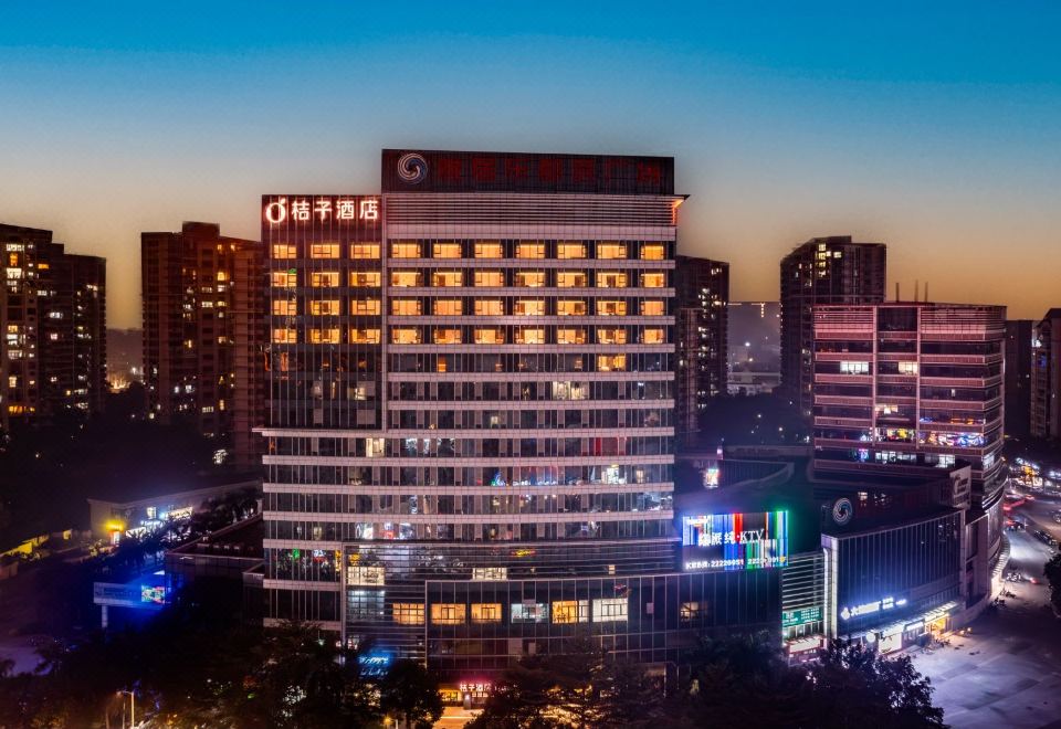 桔子酒店(佛山顺德清晖园店)外景图