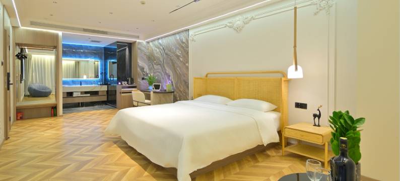 蓝迪酒店(国际会展中心小草公园店)图片