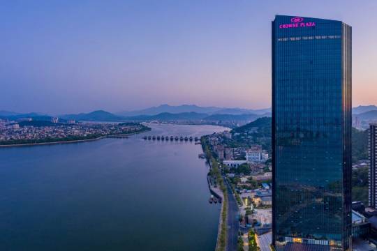 潮州騰瑞皇冠假日酒店