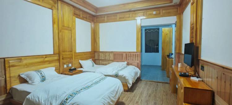 得荣阳达观景酒店(瓦卡店)图片