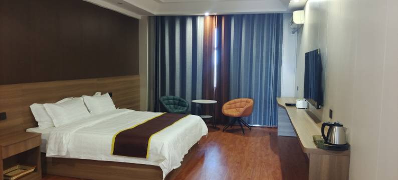 阿克塞露源宾馆图片