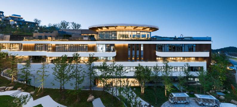 衢州国颐芳草地度假酒店图片