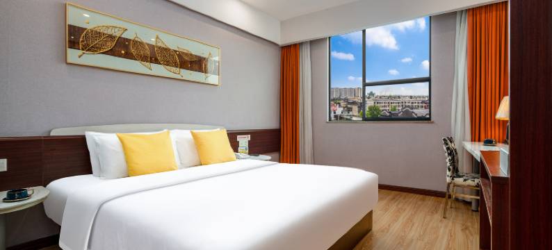 绵竹知己堂酒店(中心广场店)图片