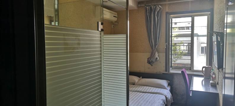 青冈金品快捷宾馆图片