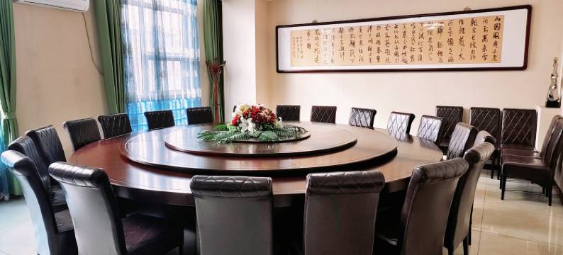 丰南起跑线商务酒店(唐山河头老街店)图片