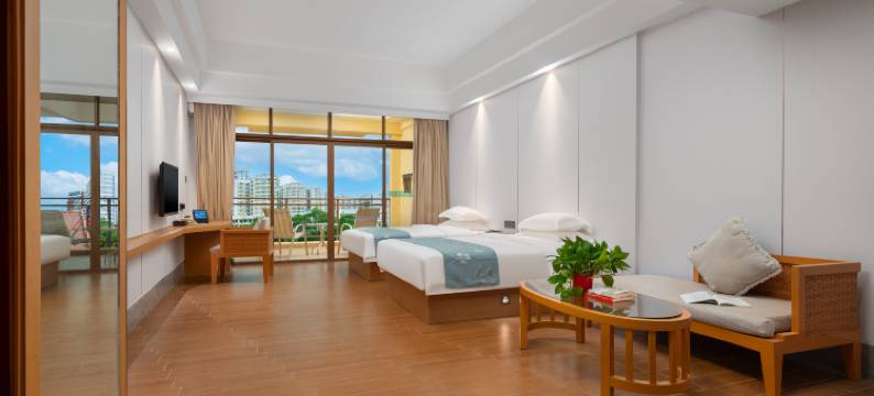 东方国金酒店(海东方沙滩公园店)图片