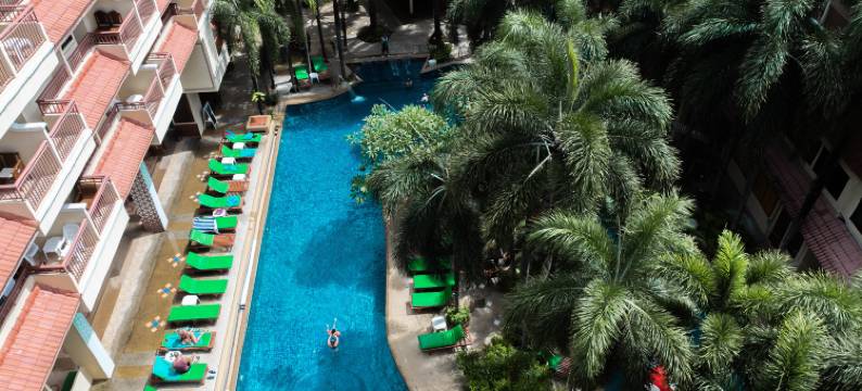 芭东柏丽酒店(Baumanburi Hotel Patong)图片