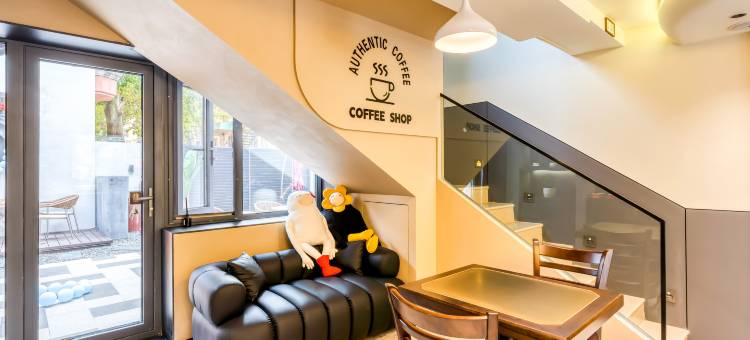 花筑·37housecoffee民宿(哈尔滨哈药六版画博物馆店)图片