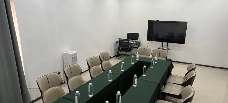 果岭19号S酒店(南阳七一路卧龙岗店)图片