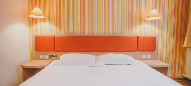 阳光酒店(南湖广场地铁站店)图片