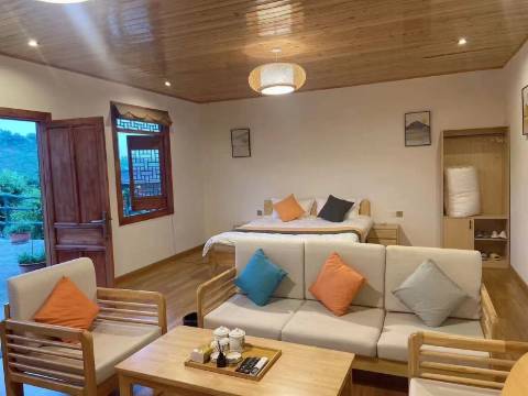 自贡东坡湖民宿