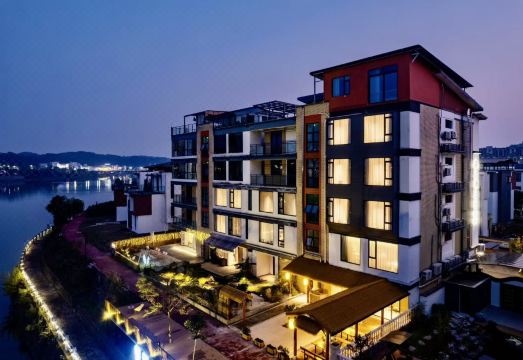 黄山屯溪上街上行江景度假酒店（屯溪老街店）外景图