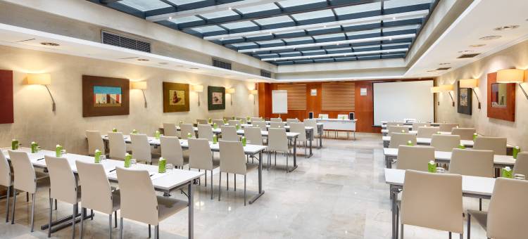 巴塞罗那康奈拉酒店(Sercotel Cornellà Barcelona)图片