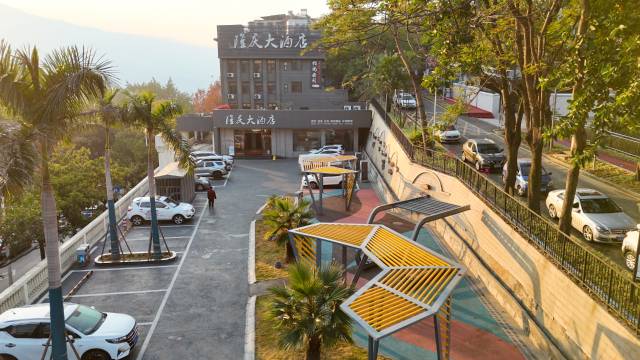 hotel overview picture