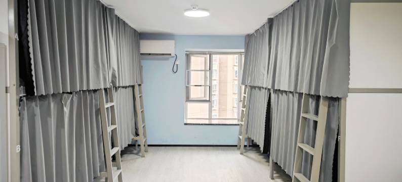 辰屿青年公寓(会展中心岗厦北地铁站店)图片