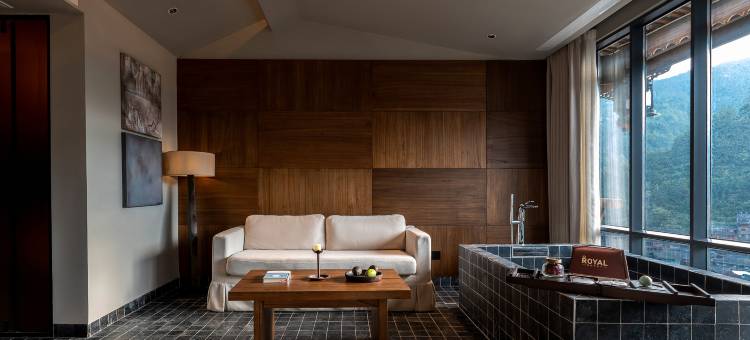 吾悦山YuePeak·三境一宿(西江千户苗寨观景台店)图片